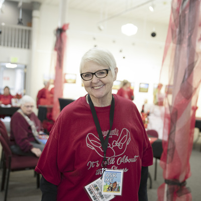 Betty Amos Volunteering For OZtoberFest 2019